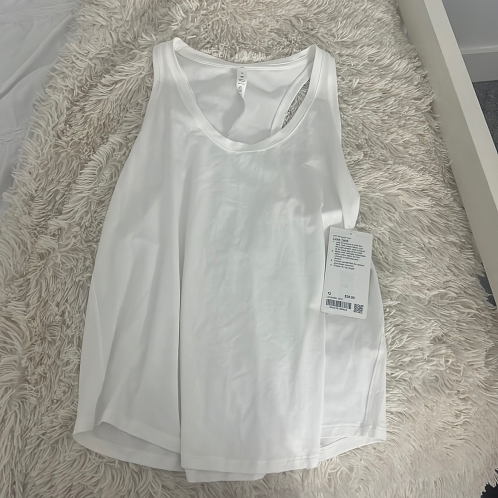 NEW WITH TAGS! Lululemon tank top